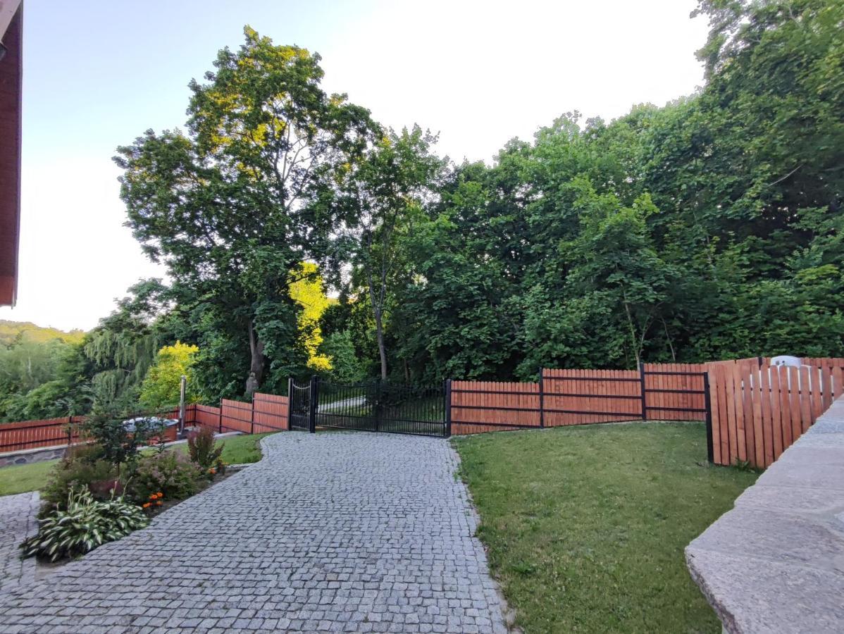 Bug Na Skarpie - Domek Wypoczynkowy Z Jacuzzi I Kominkiem Drohiczyn Exterior foto